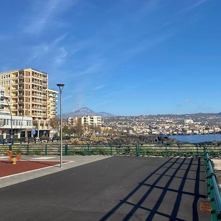 Finestre Sul Mare Apartment Катания Екстериор снимка